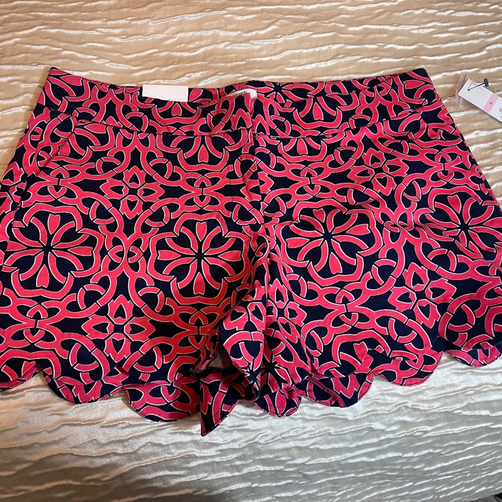 NWT Crown & Ivy Womens Shorts size 10 Coral and Navy